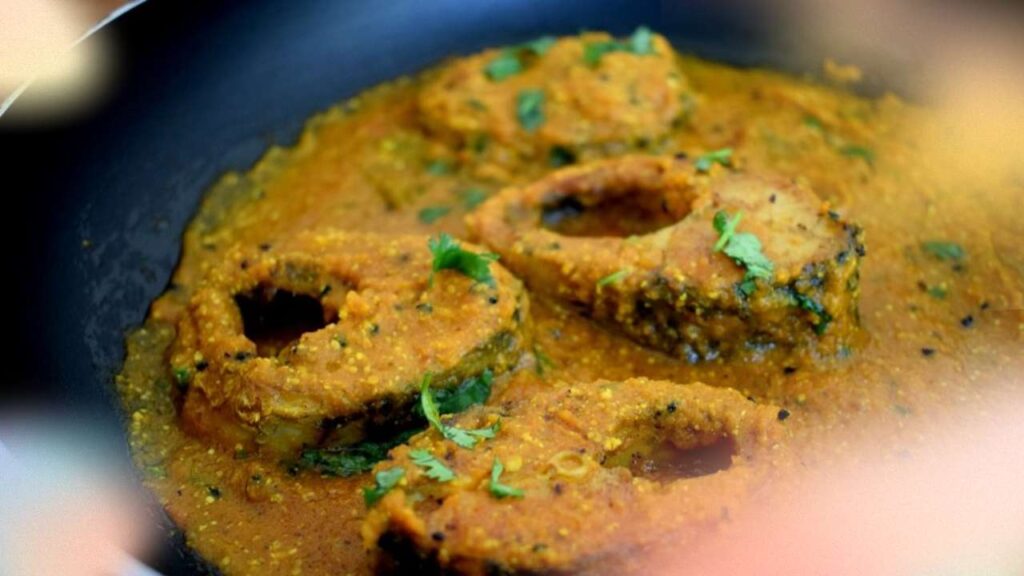 Bengali Fish Curry Recipe (Indian Fish Masala) 1 Bengali Fish Curry Recipe (Indian Fish Masala)
